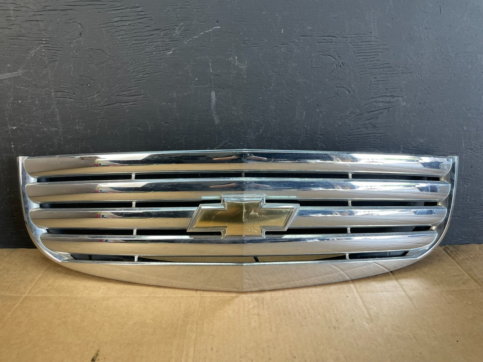 2006 to 2011 Chevrolet HHR Front Upper Grill Grille AC5041 DG0