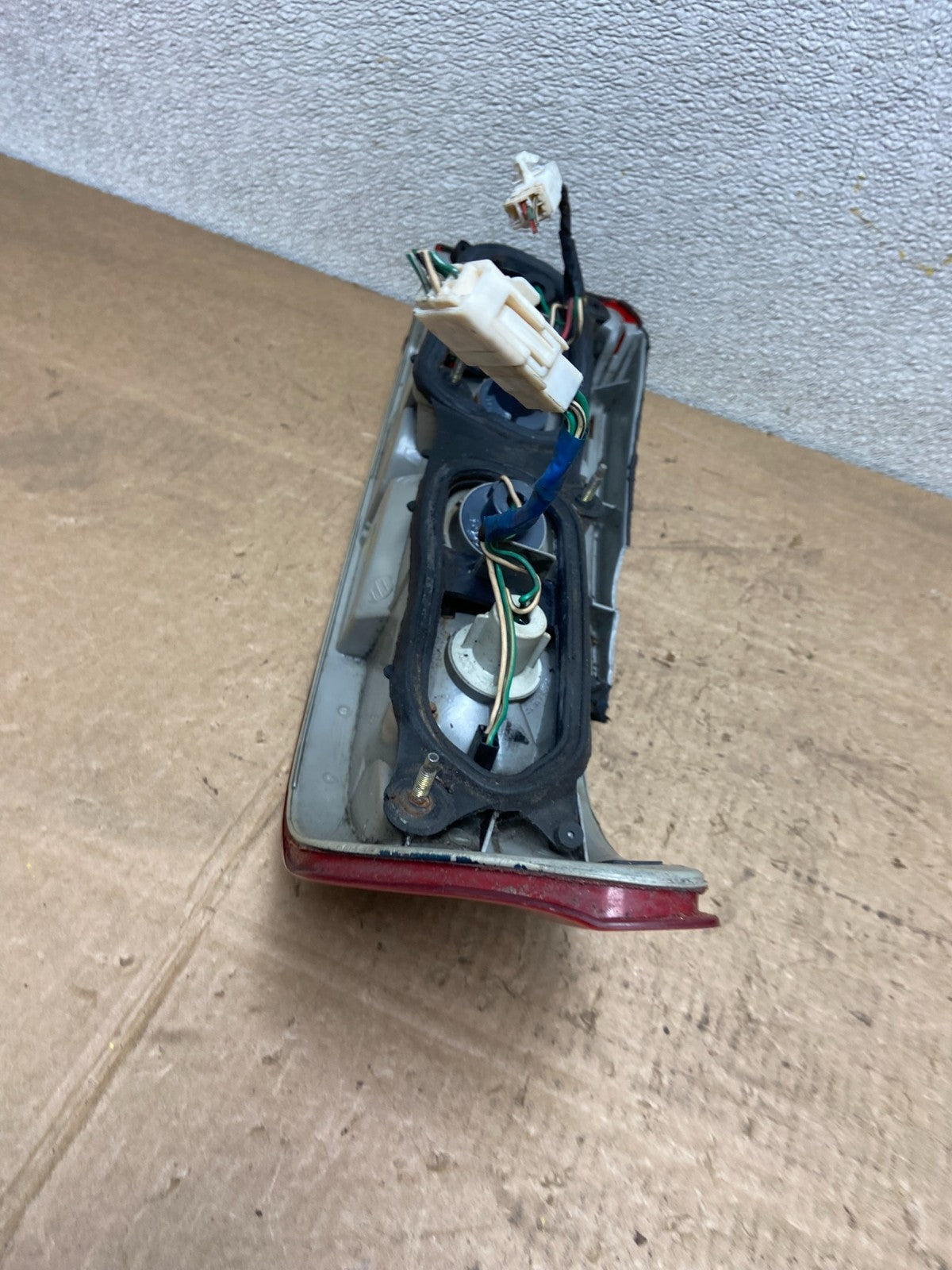 1995 to 1999 Toyota Paseo Left Driver Side Tail Light Y6086 PS7