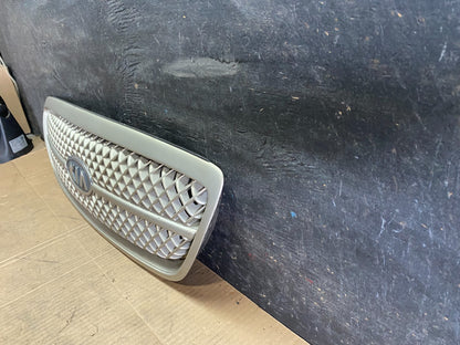 2004 to 2005 Kia Sedona Front Upper Grill Grille OEM r7819 DG1
