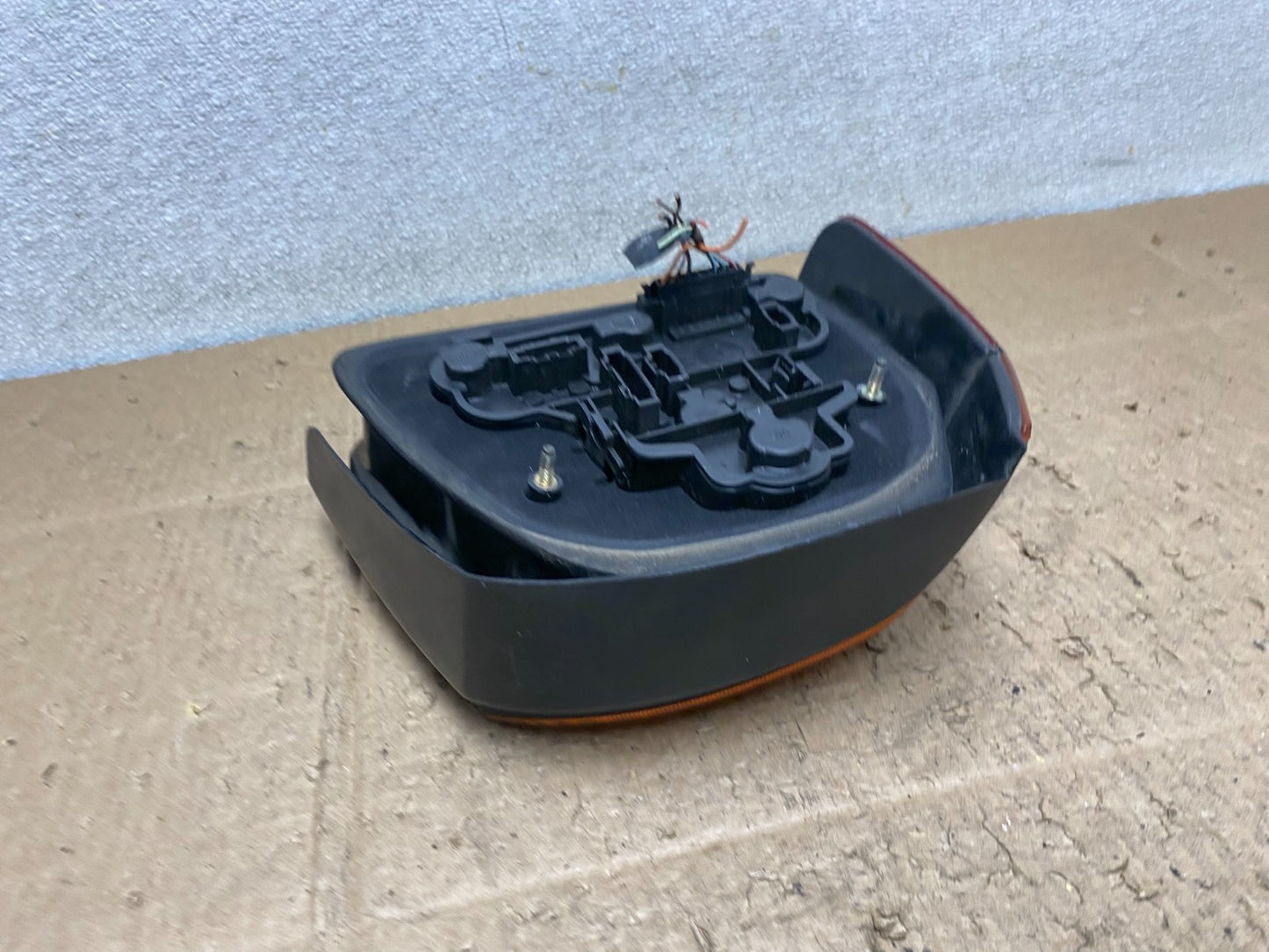 1997-2003 Volkswagen Golf MK3 Right Passenger RH Side Tail Light Oem Z1226 DW4
