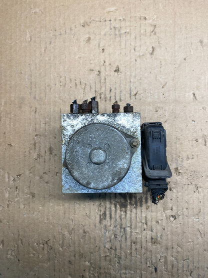 2008 Ford E150 Van ABS Anti-Lock Brake Control Module EHCU 8C24-2C346-BF U89095