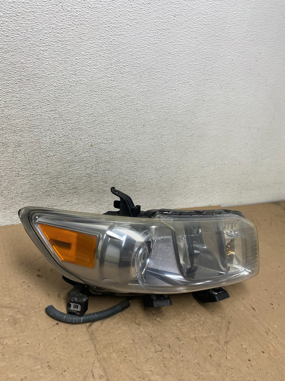 2008 2009 2010 Scion XB Right Passenger RH Headlight Halogen AG5444 DW1
