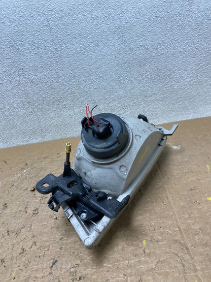 1997 1998 1999 Toyota Camry Right Passenger RH Halogen Headlight V6405 DW3