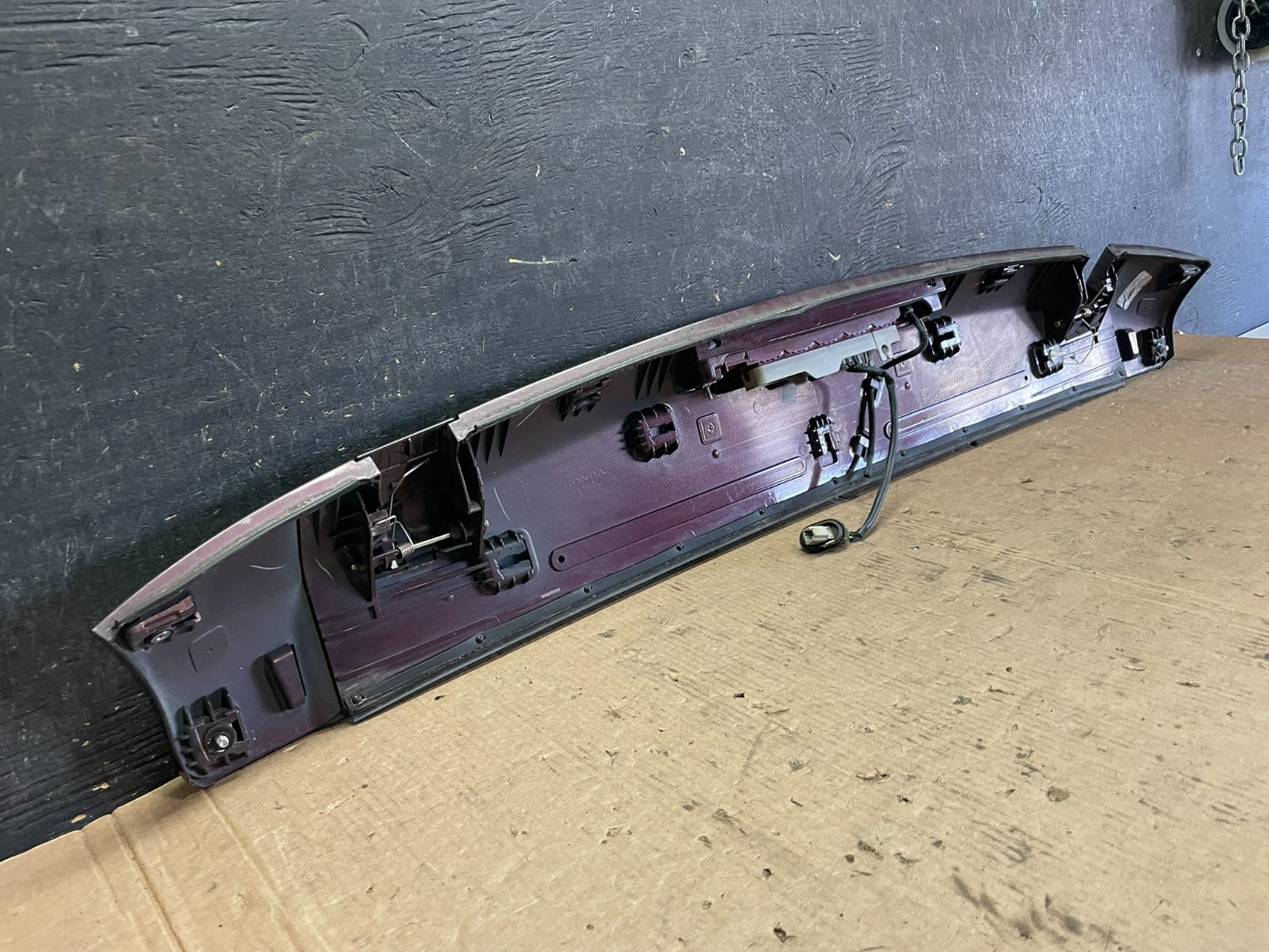 2009 to 2015 Honda Pilot Rear Trunk Spoiler Gate Oem Z8156 DG10