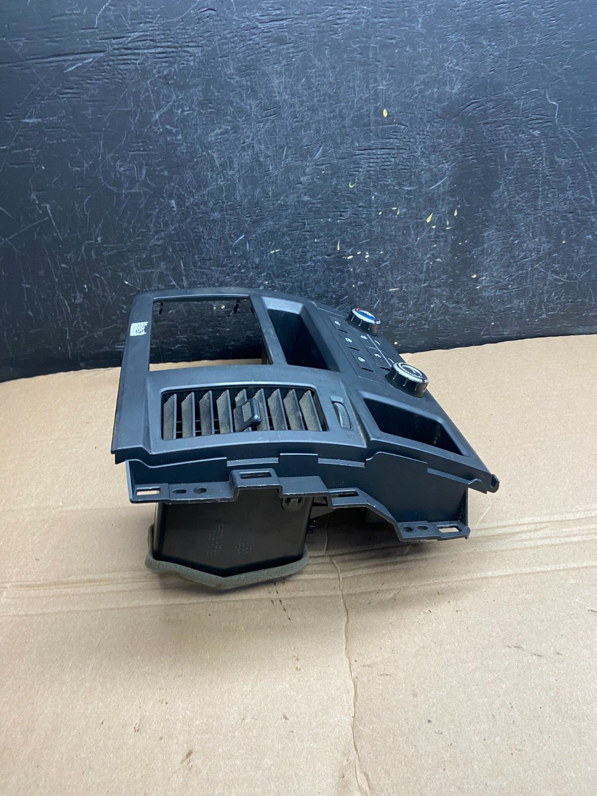 2012-2018 Nissan NV1500 Radio A/C Heat Temperature Climate Control AF1823 DG1