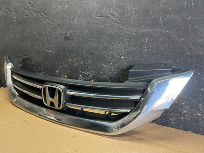 2013 to 2015 Honda Accord Front Upper Grill Grille AB3025 DG2