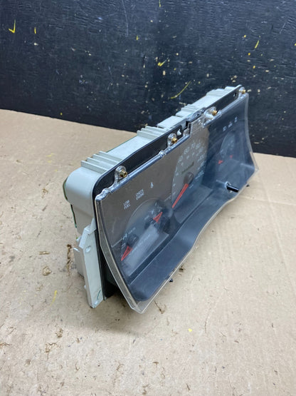 2001 to 2005 Mercury Grand Marquis Speedometer Cluster Gauge U5002 DG1