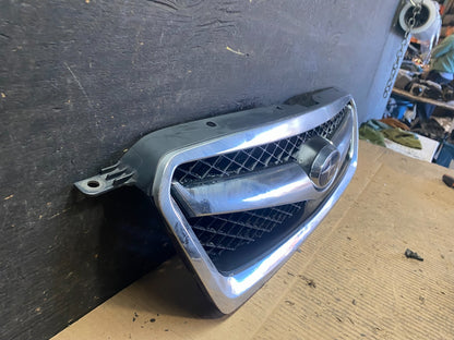2010 to 2012 Subaru Legacy Outback Wagon Front Grill Grille T6745 DG2