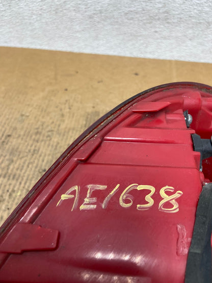 No Led Trim 2013-2015 Chevrolet Malibu Right Passenger Side Tail Light AE1638 LK7