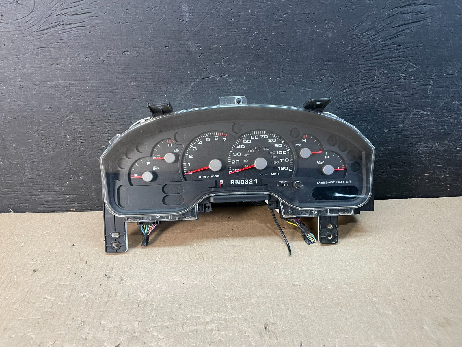 2001 2002 2003 Ford Explorer Speedometer Cluster Gauge AE3373 DG0