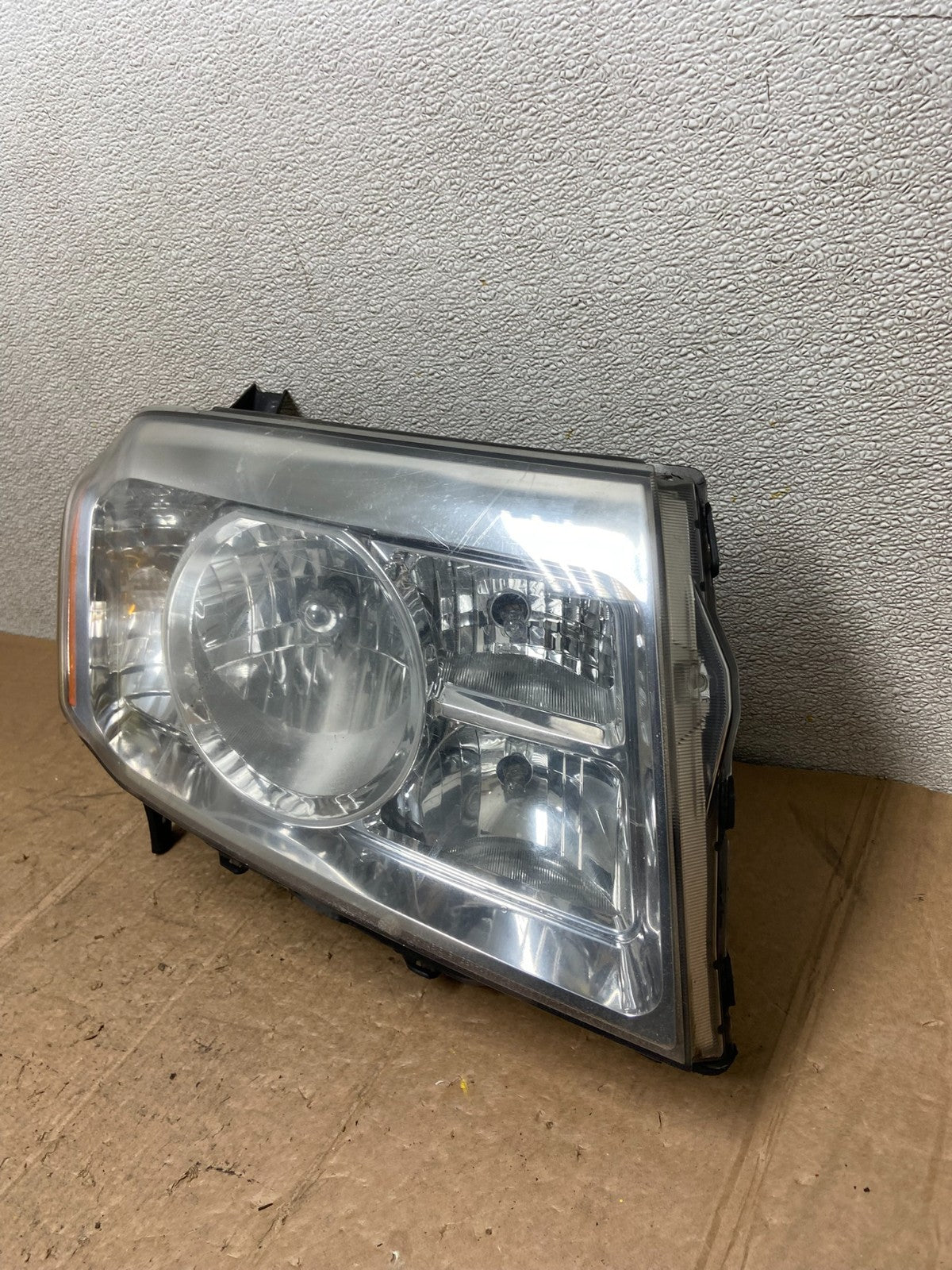 2009 2010 2011 Honda Pilot Right Passenger RH Halogen Headlight AA3430 DW1
