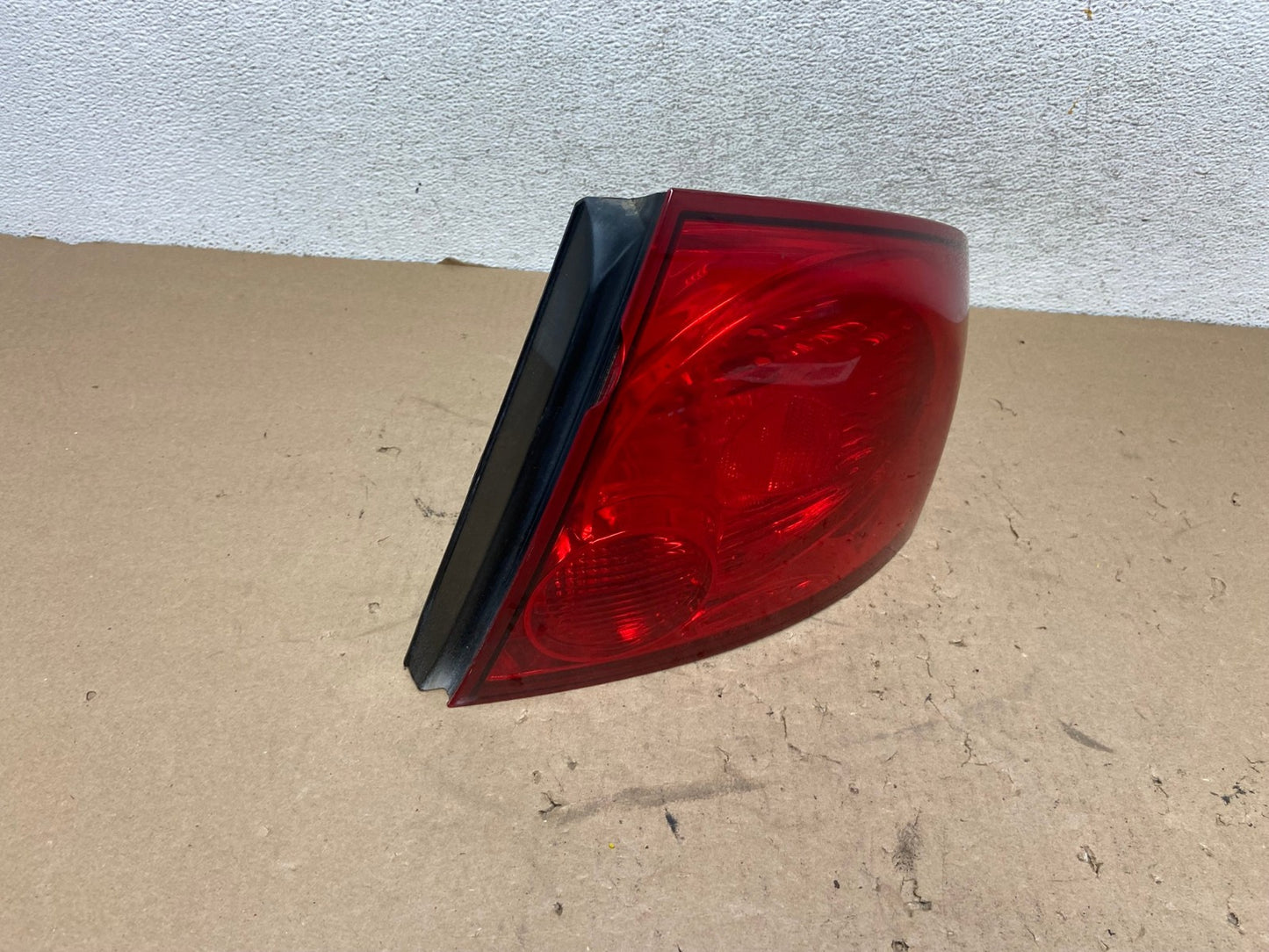 2004 2005 2006 Nissan Sentra Right Passenger Rh Side Tail Light AG4264 LK2