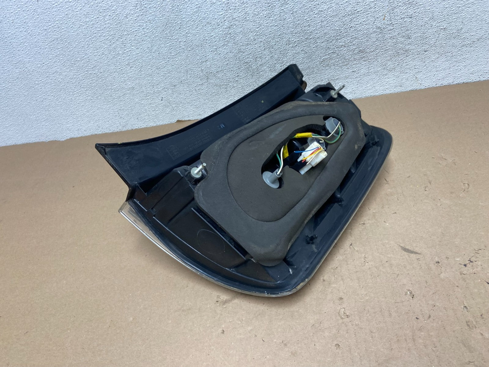 2006 2007 2008 2009 Toyota Prius Left Driver LH Side Tail Light AG40816