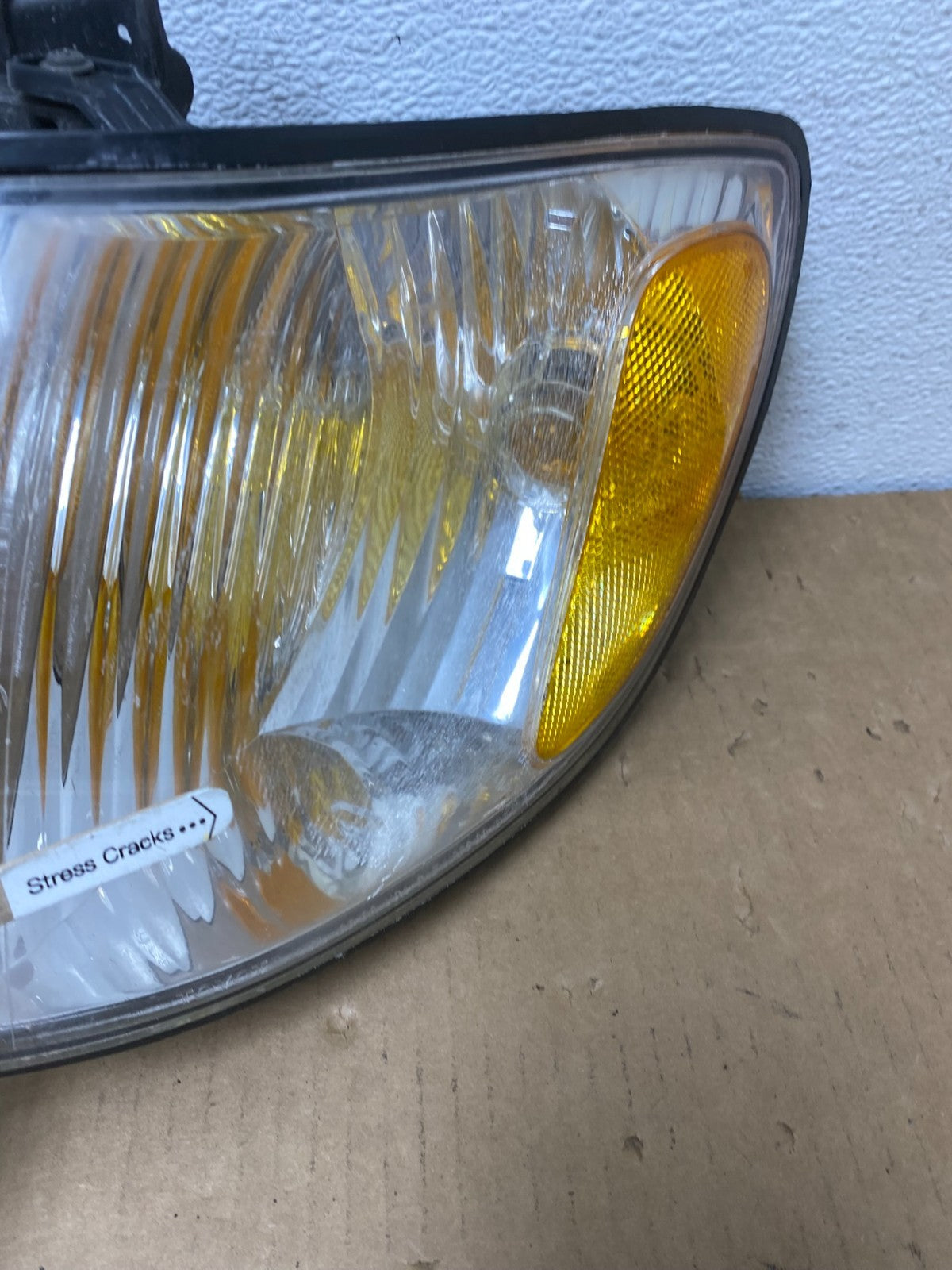 2001 2002 2003 Toyota Sienna Left+Right Side Set Headlights Halogen AD2397 DW5