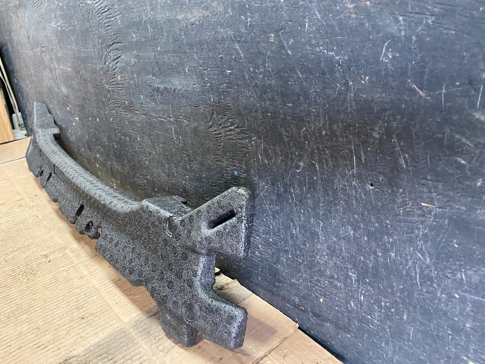 2016 to 2018 Hyundai Tucson Front Bumper Absorber Impact Q0679 DG1