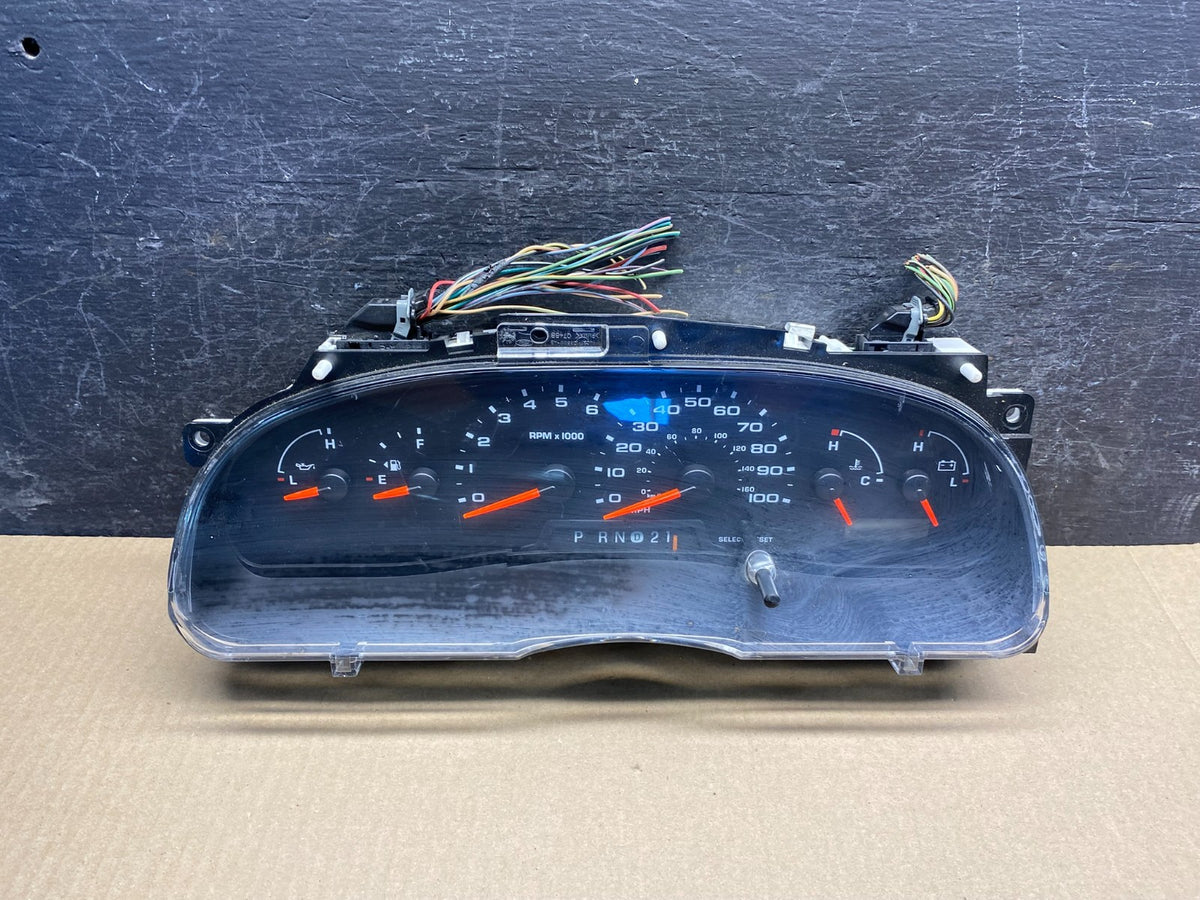 2004 to 2008 Ford E150 E250 Gauge Speedometer Cluster ai4928 DG0