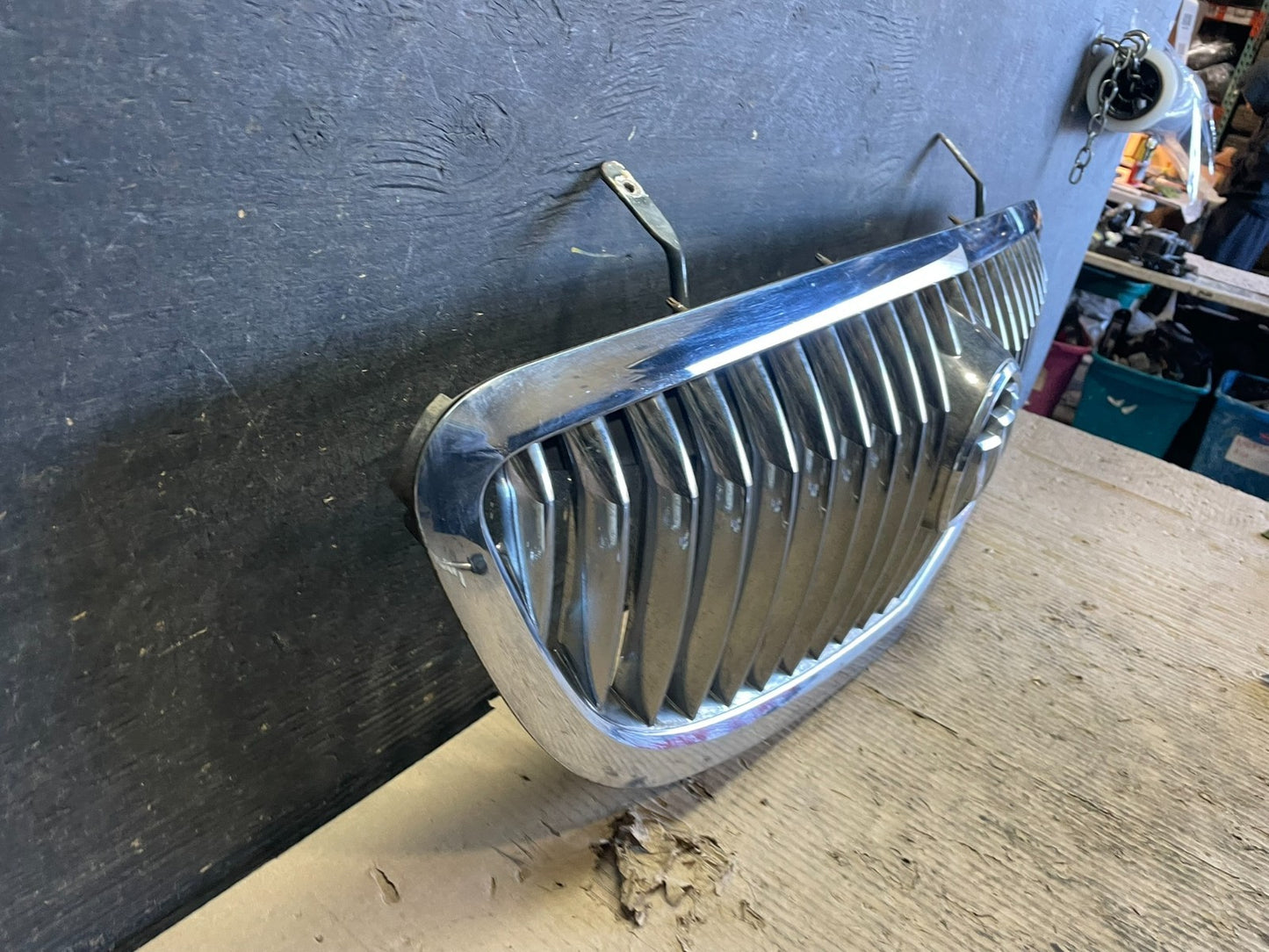 2008 to 2012 Buick Enclave Front Upper Grill Grille Oem v4145 DG2