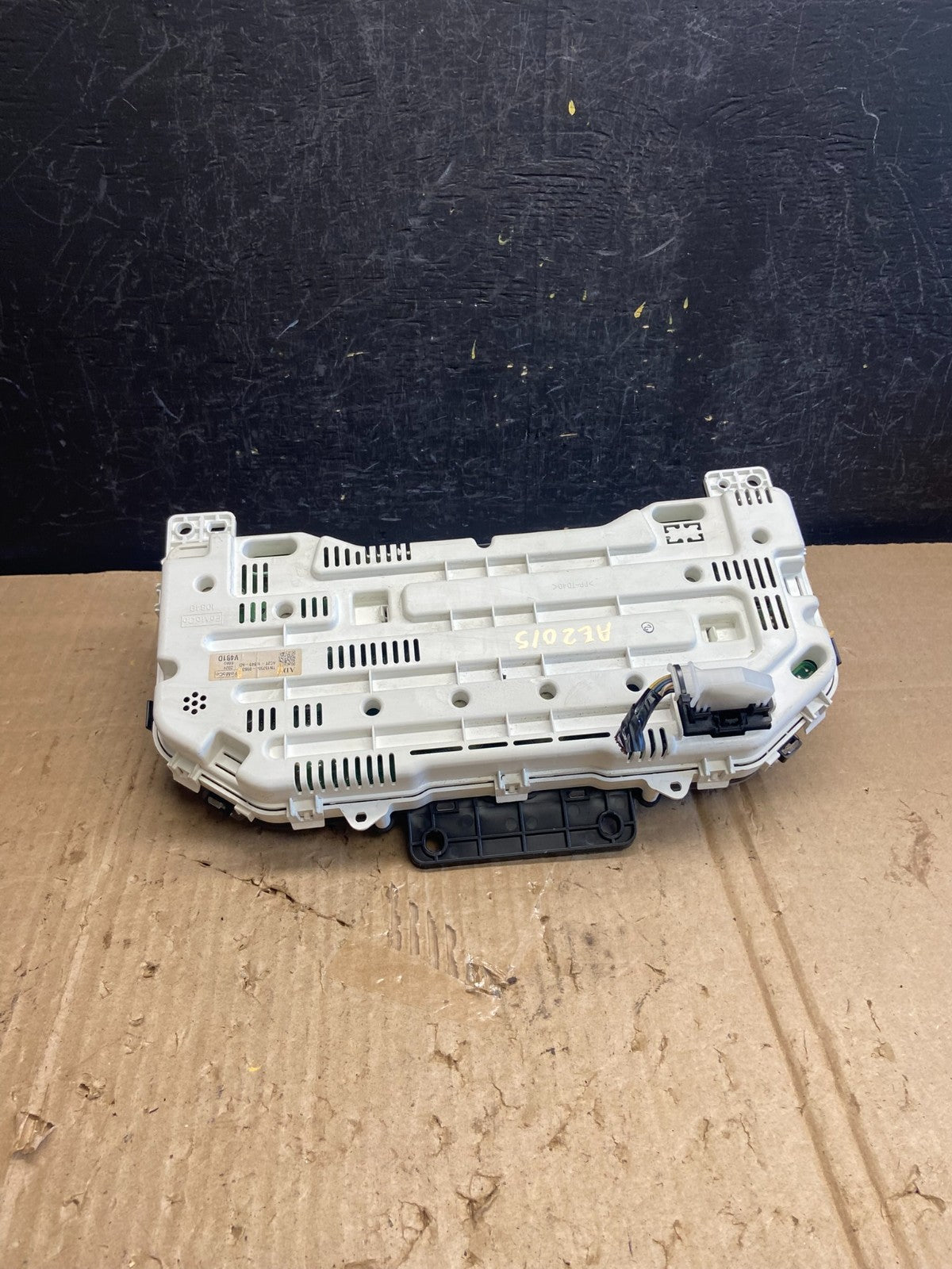 2010 Ford E150 E250 E350 Gauge Speedometer Cluster ae2015 DG5