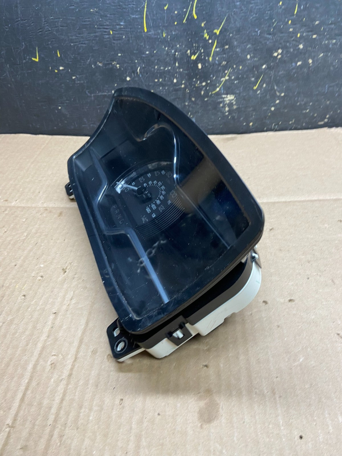 2014 Lincoln MKS Speedometer Instrument Gauge Cluster y2221 DG2