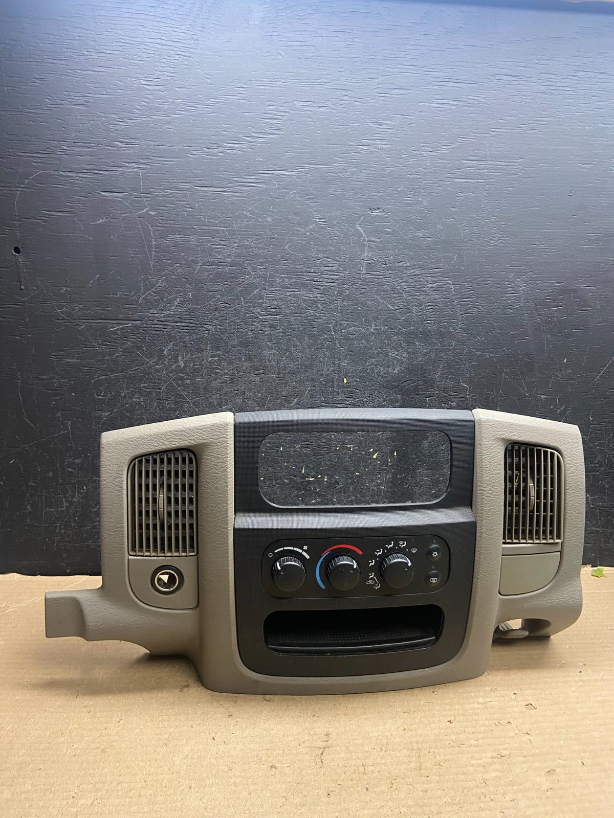 2002 to 2005 Dodge Ram Climate Control Hvac AC Heater Bezel Trim ah5339 DG0
