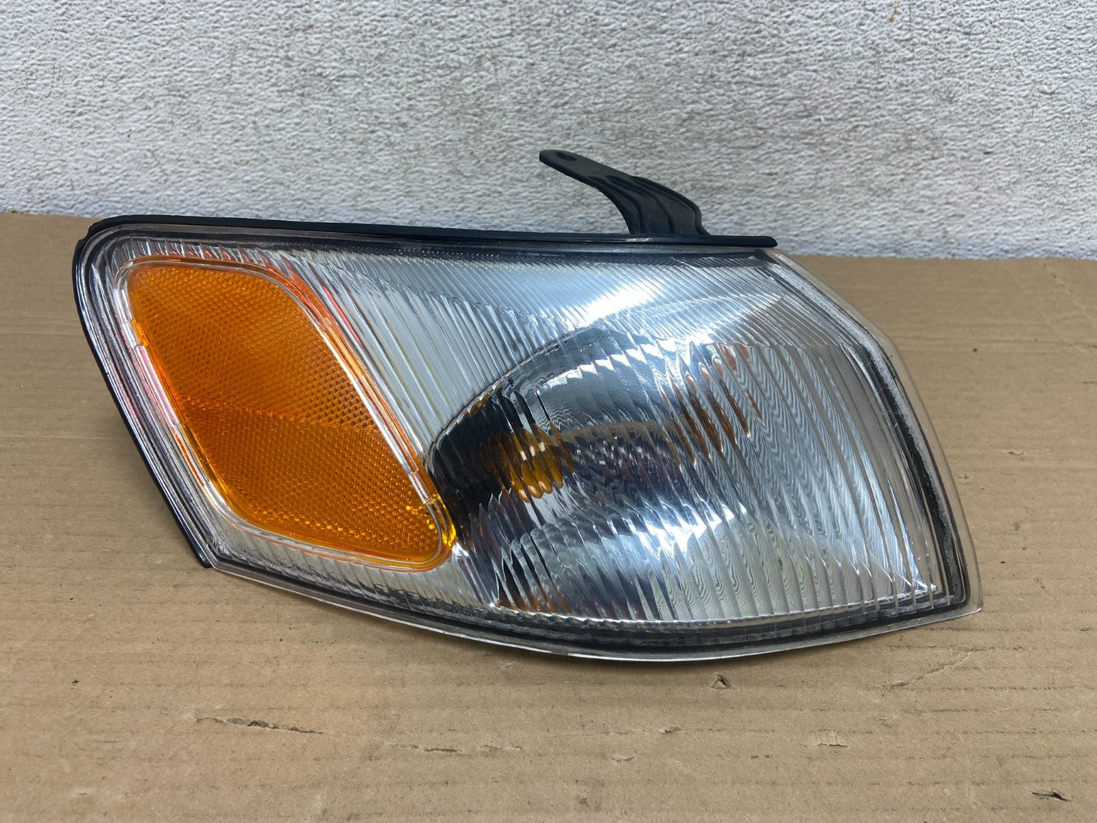 1997 1998 1999 Toyota Camry Right Passenger RH Turn Signal AG8876 DW0