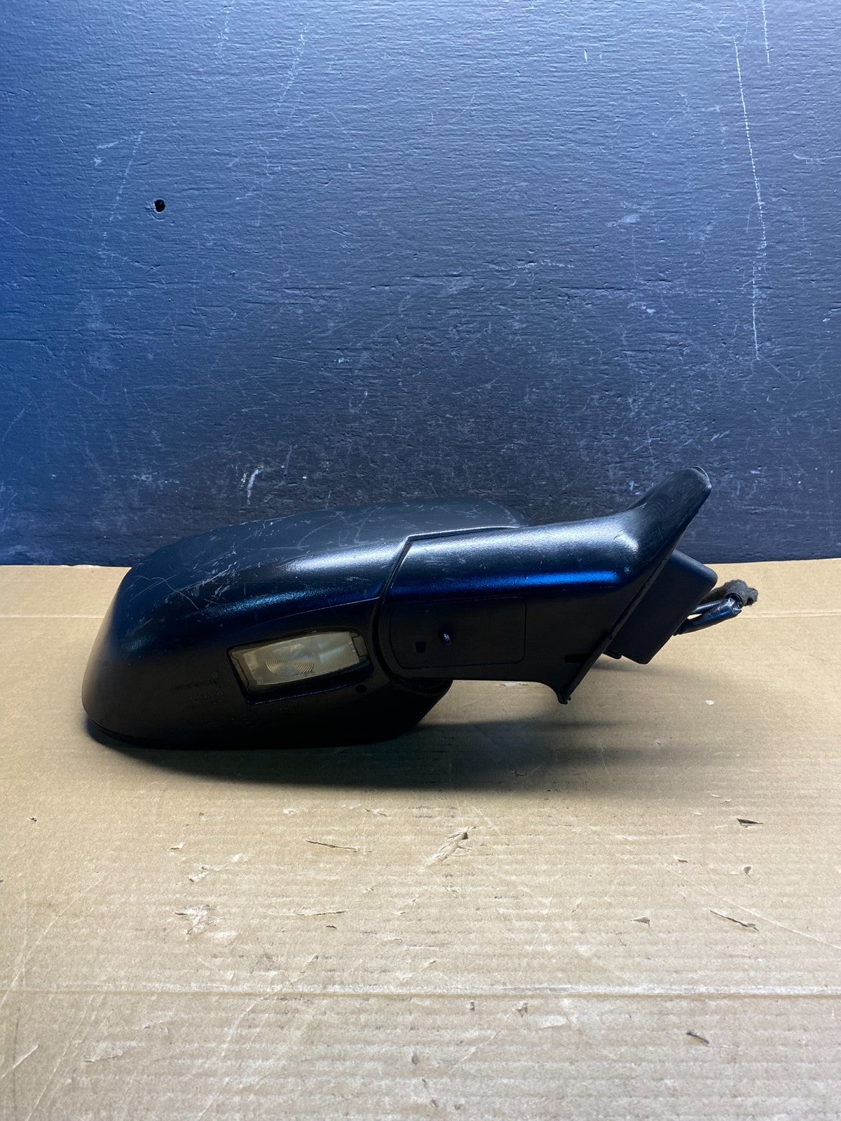 2003 to 2006 Volvo XC90 Right Passenger Side View Door Mirror AD6627 DW3