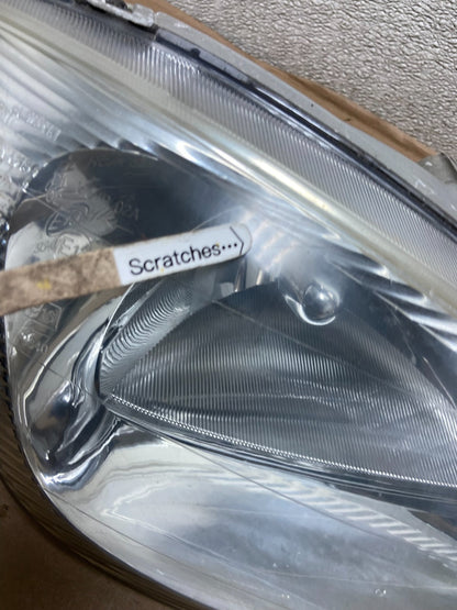 1999 2000 Hyundai Elantra Right Passenger Side Headlight OEM AB0832 DG3