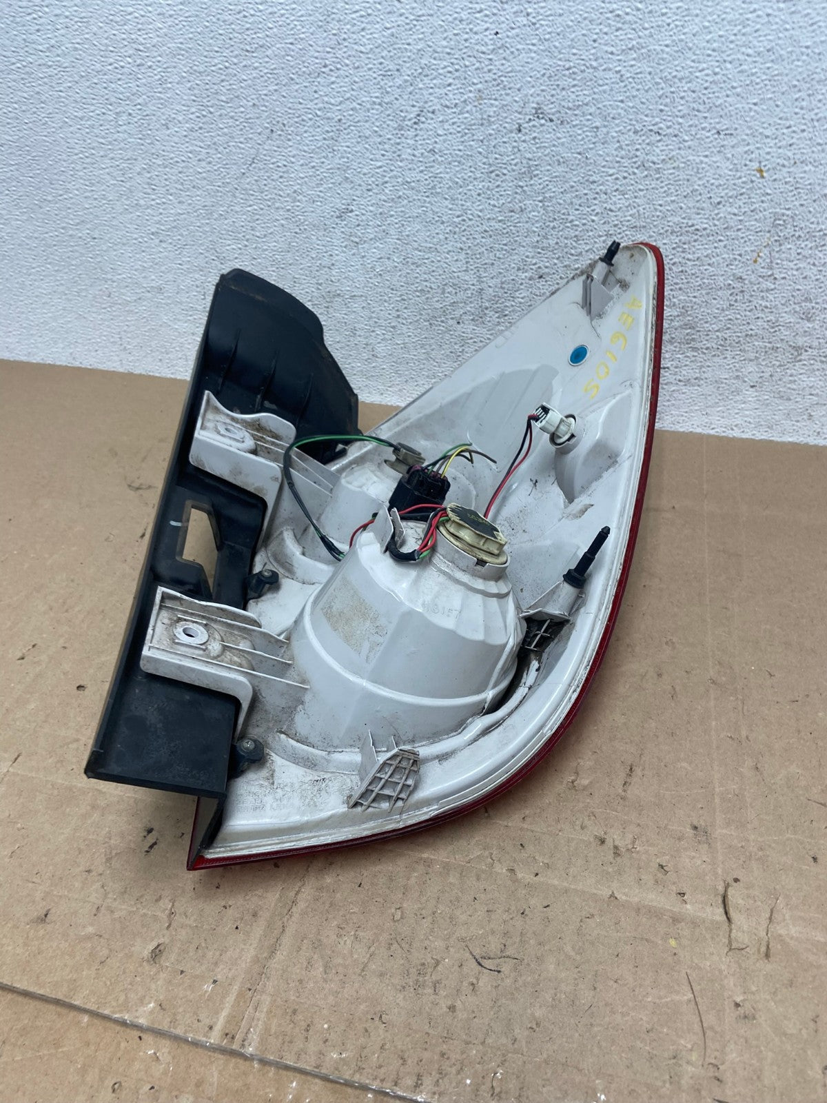 2010 to 2015 Chevrolet Equinox Left Driver Lh Side Tail Light AE6105 LK4