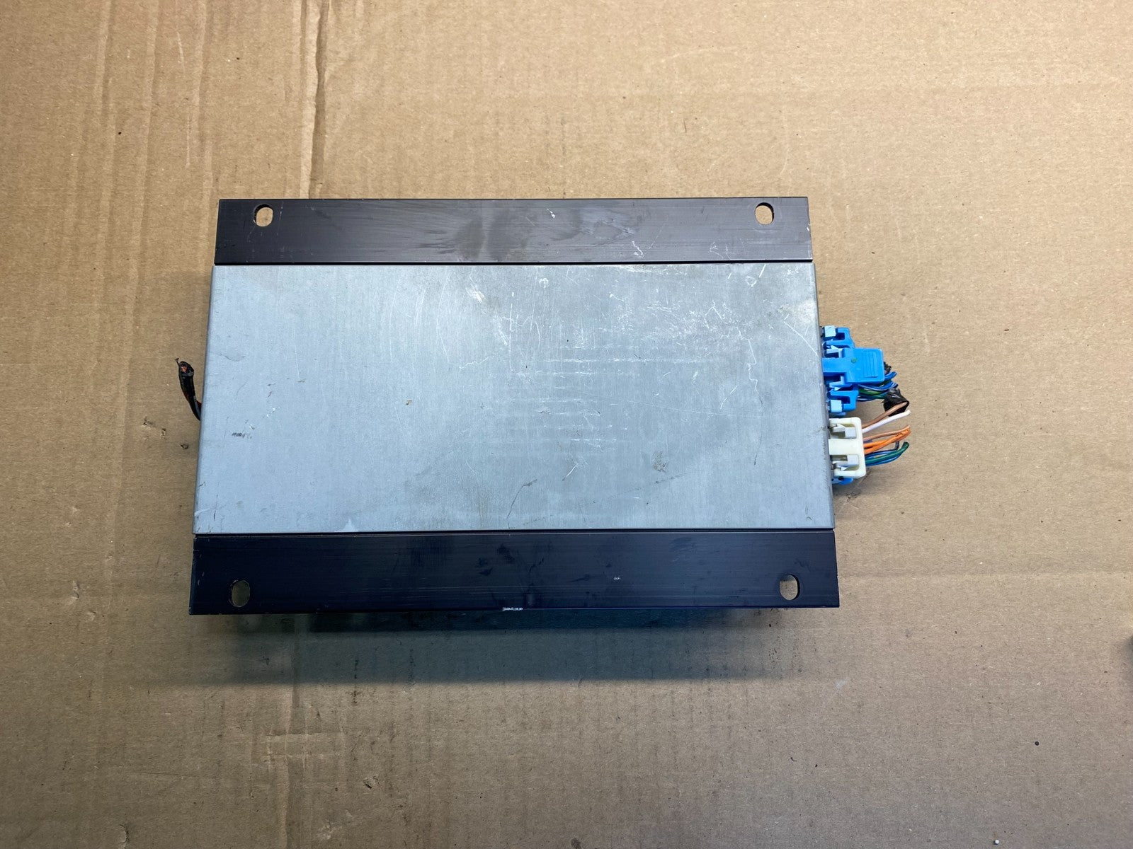 2008 to 2013 Cadillac CTS Stereo Audio Amplifier 25764618 aa7615 DG1