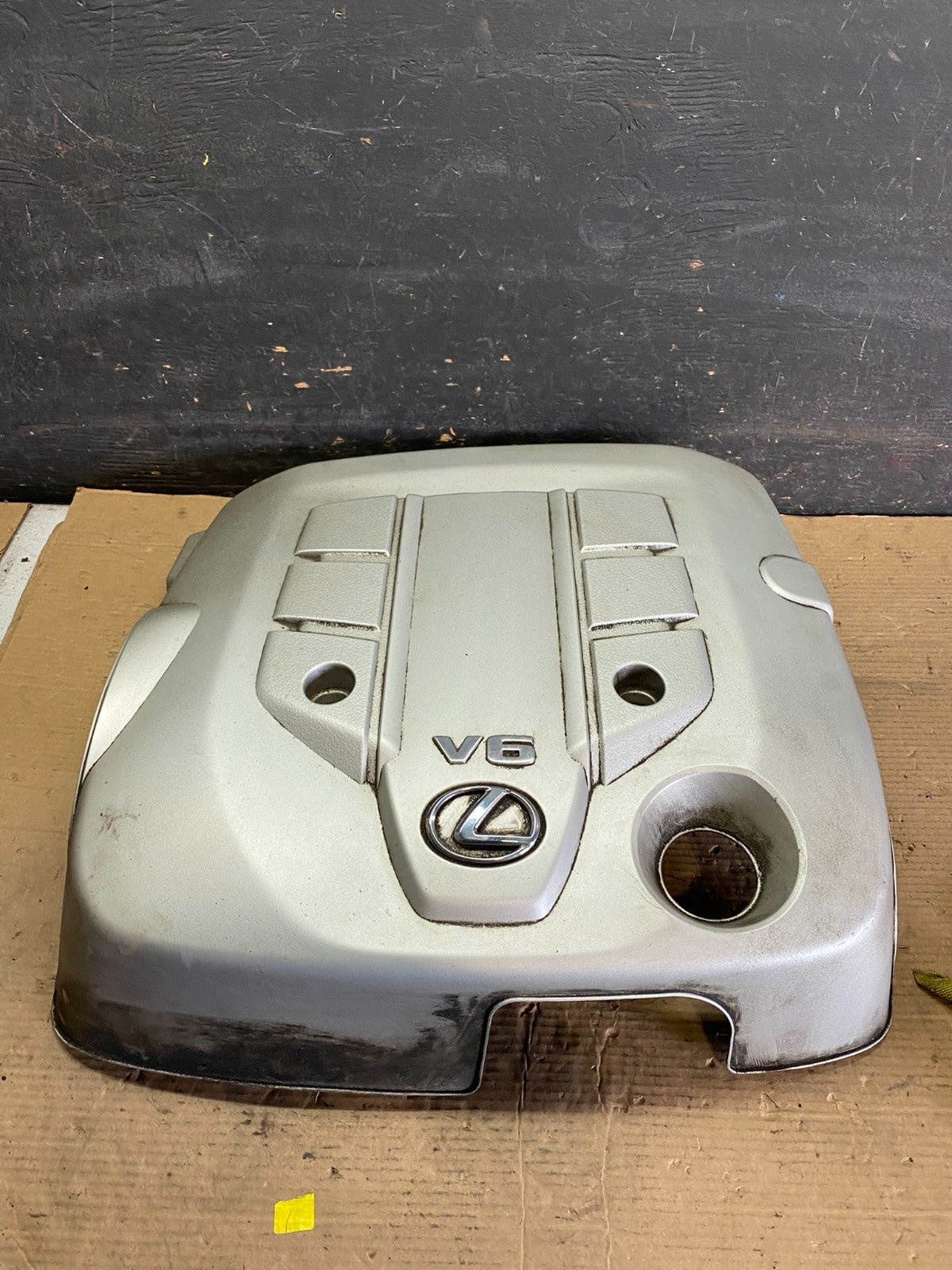 2006 Lexus GS300 Engine Motor Top Cover OEM R5121 DG0