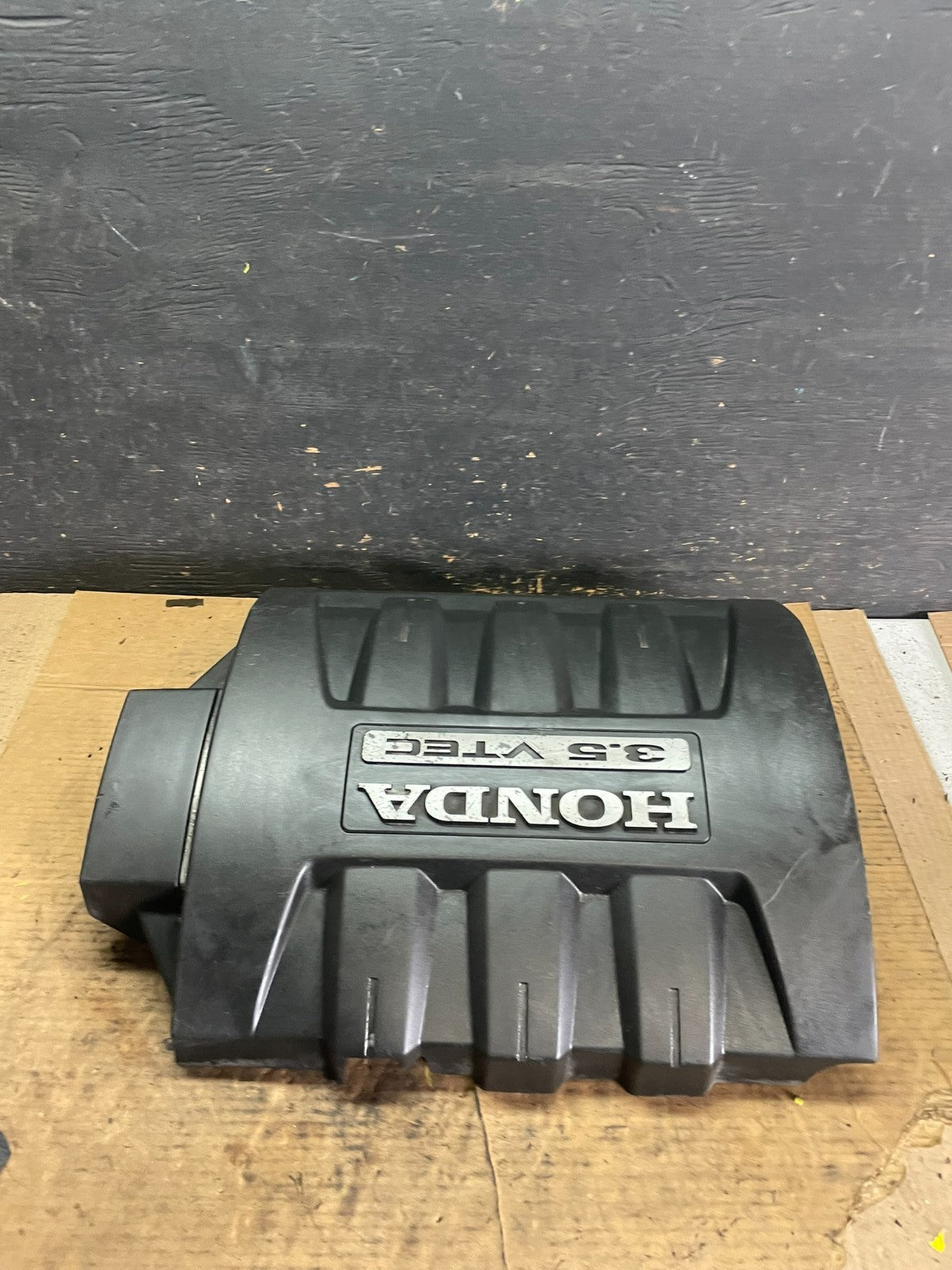 2006 to 2008 Honda Pilot Black Engine Cover OEM 3.5L Q9882 DG1