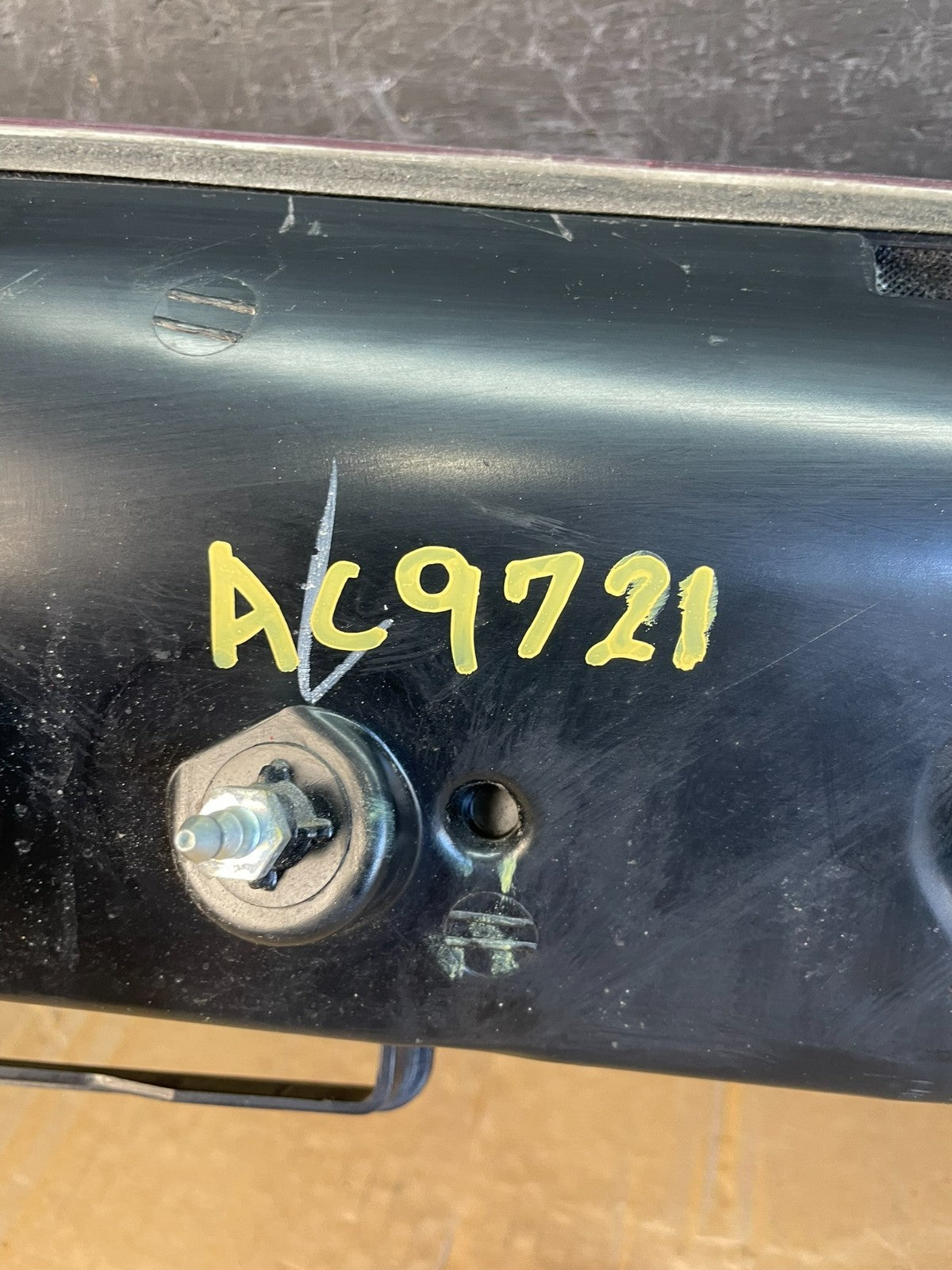 2010 to 2019 Lincoln Mkt Trunk Center Tail Light Panel Camera ac9721 DG7