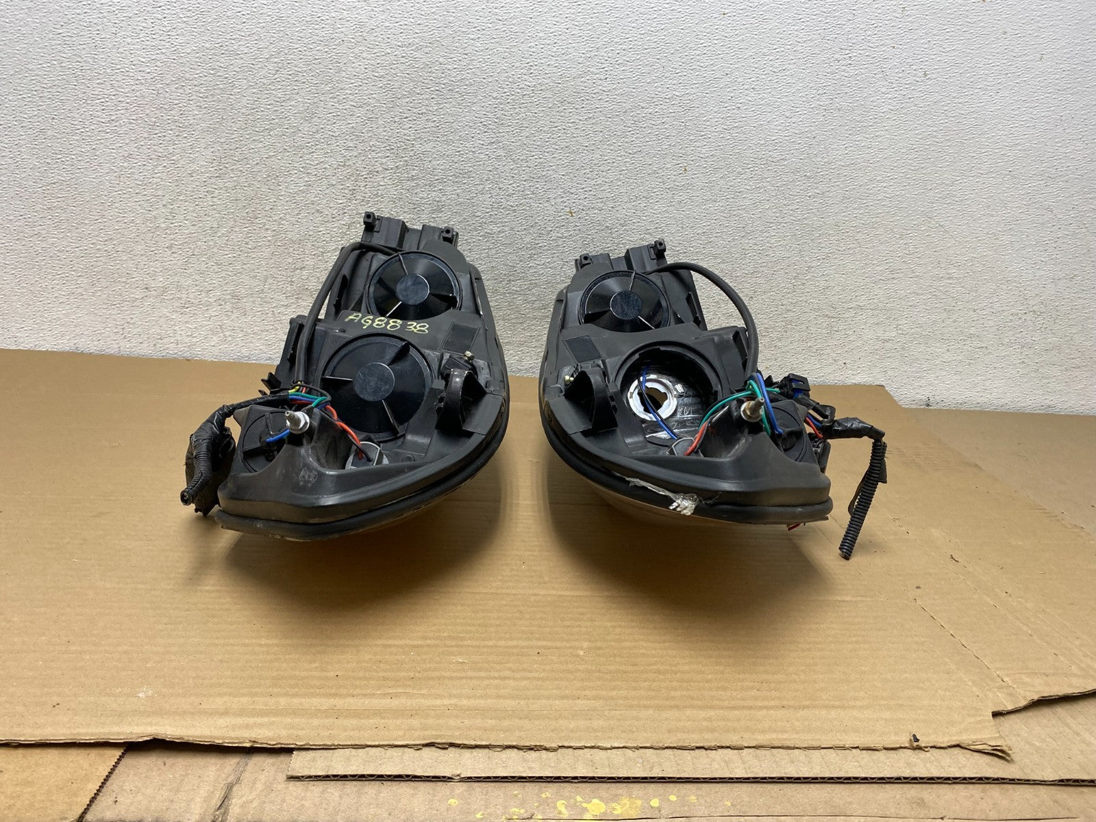 2006 - 2013 Chevrolet Impala Left+Right Set Headlights Halogen AG8838 DW9