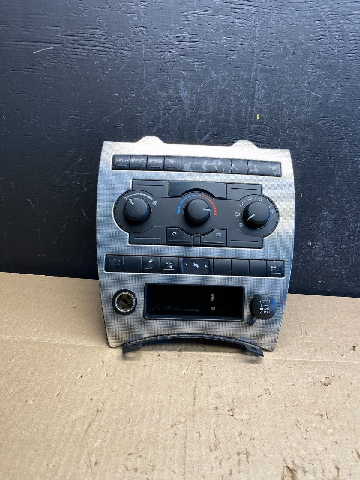 2005 2006 2007 Jeep Commander Grand Cherokee A/C Climate Control AC6745 DG0