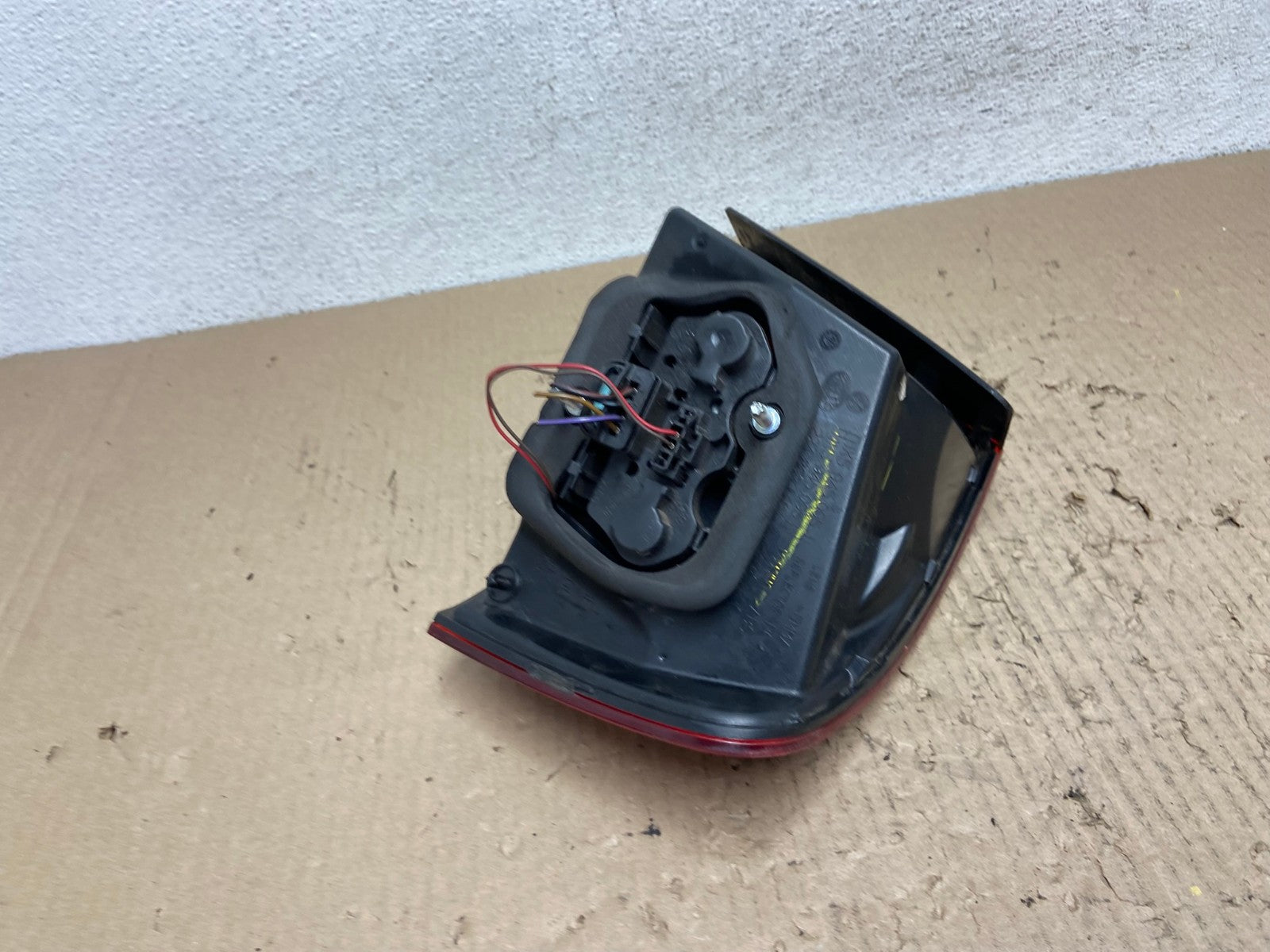 2008 2009 2010 Volkswagen Jetta Left LH Side Tail Light AF2946 LK5