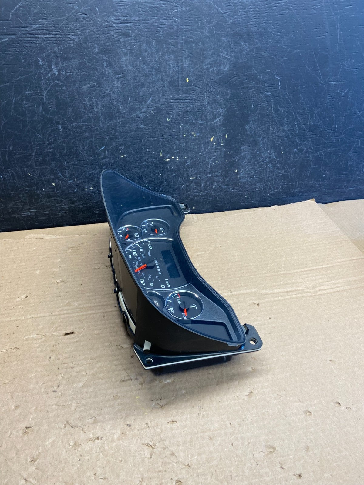 2010 - 2012 Chevrolet Express 2500 3500 Speedometer Cluster Gauge af2653 DG1