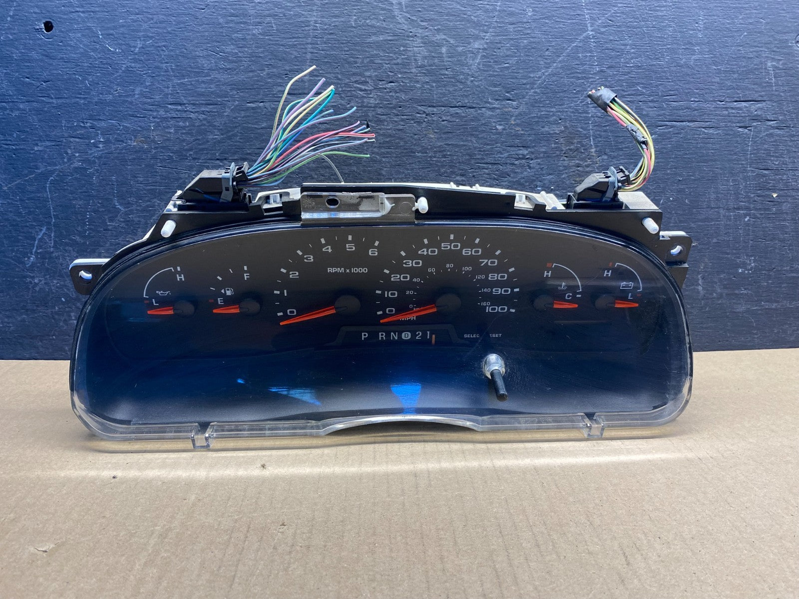 2004 to 2005 Nissan Titan Speedometer Cluster Gauge Bezel ag7459 DG0