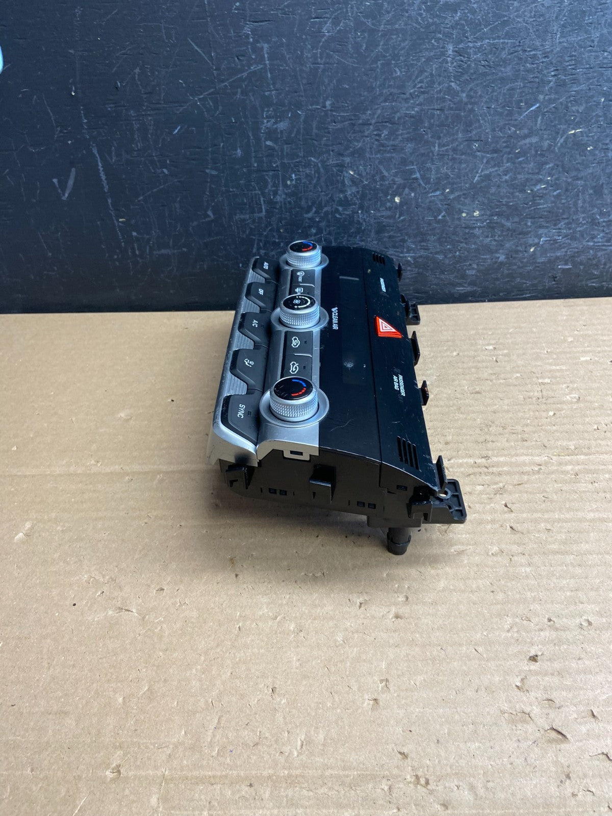 2018 2019 2020 Hyundai Elantra Center Heater A/C Climate Control Panel AG0376 DG3