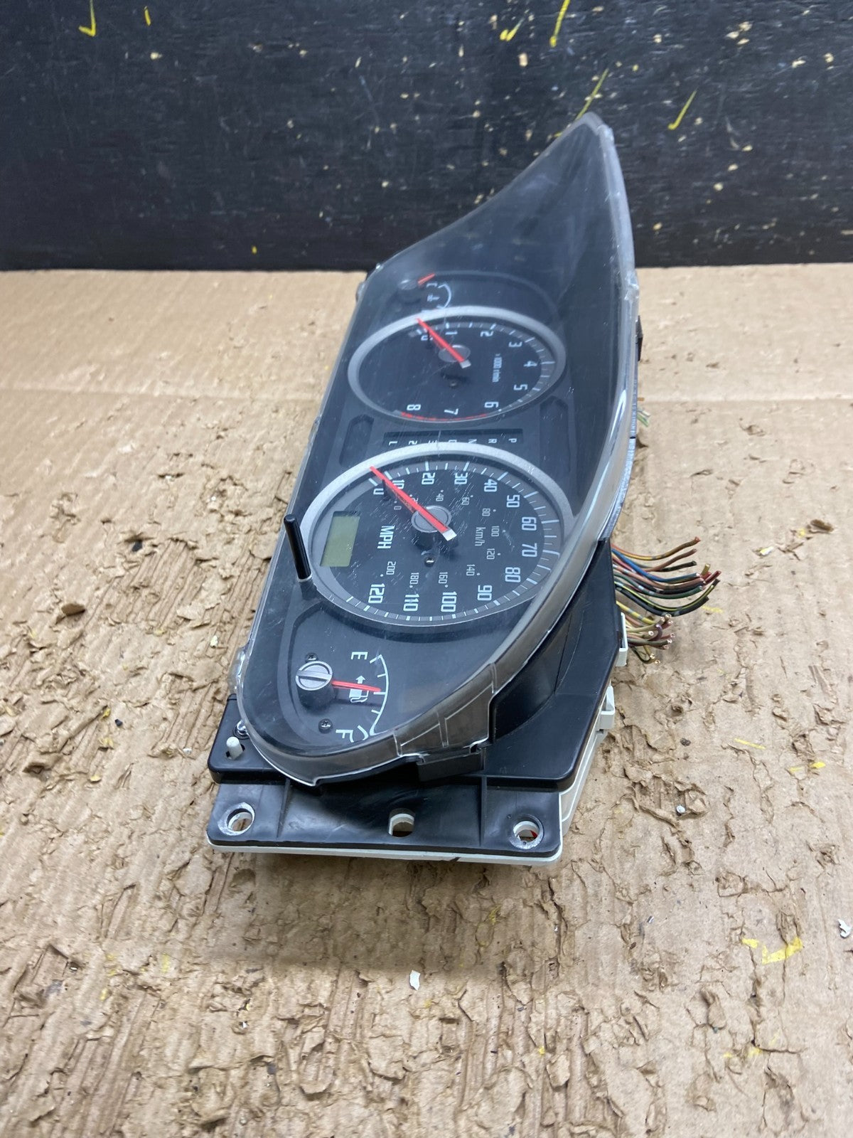 2003 Isuzu Rodeo Speedometer Cluster Gauge OEM V7773 DG3