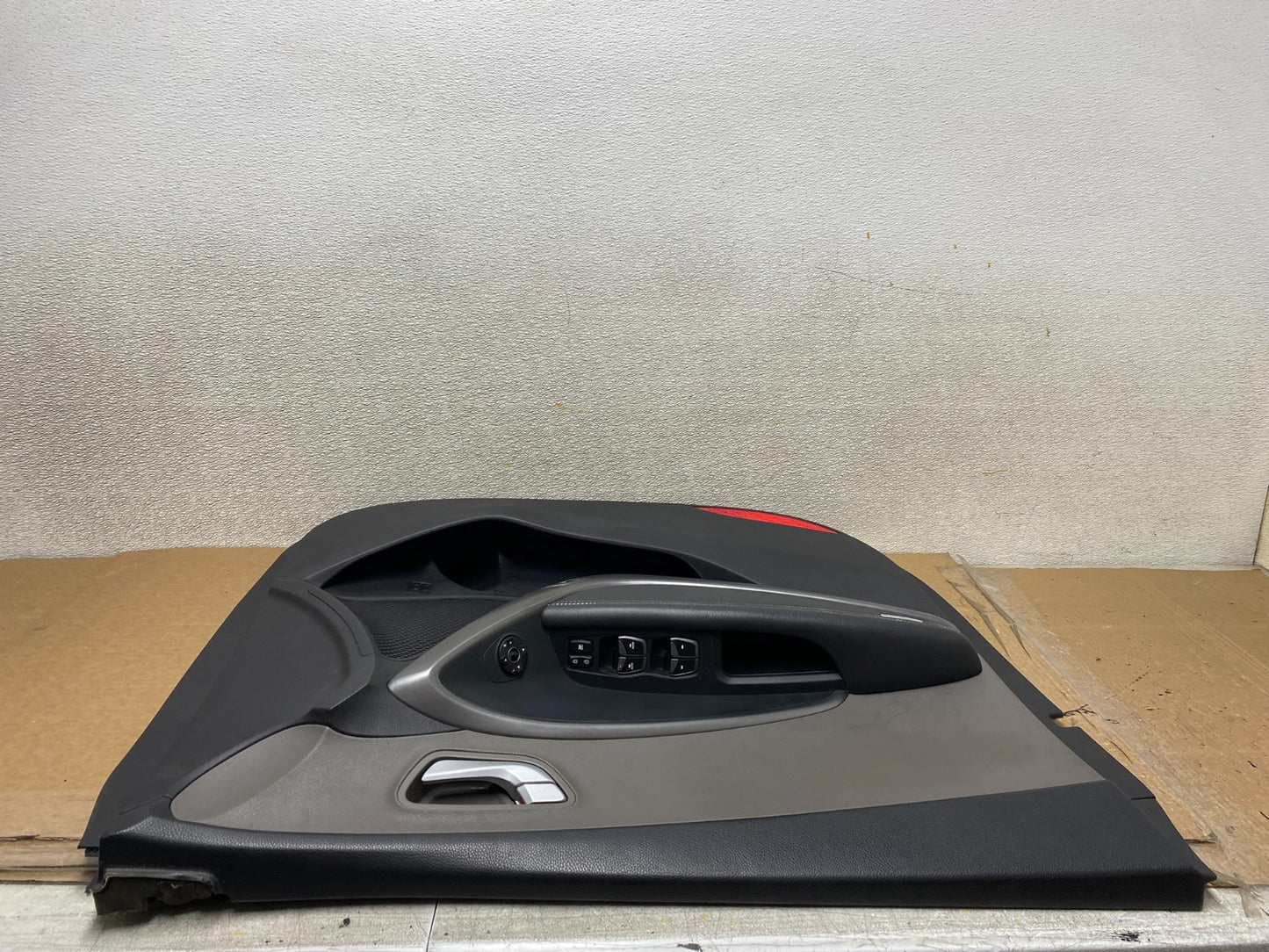 2017-2019 Hyundai Santa Fe Front Left Driver LH Interior Door Panel z1281 DG5