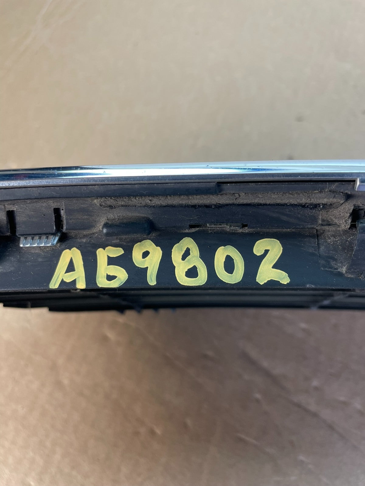2002 2003 2004 Audi A6 Front Upper Grill Grille ag9802 DG5