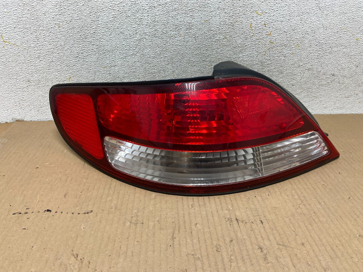 1999 2000 2001 Toyota Solara Left Driver LH Tail Light AH3054 DW0