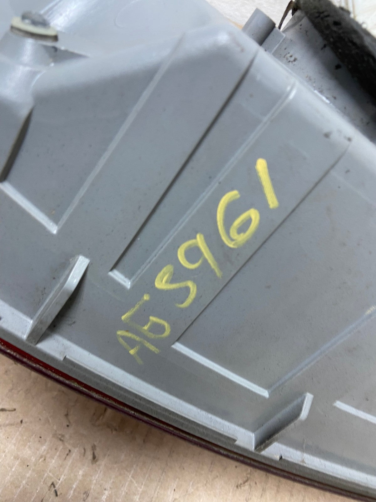 2008 2009 2010 Infiniti M35 M45 Right Passenger Side Tail Light AG5961 LK7