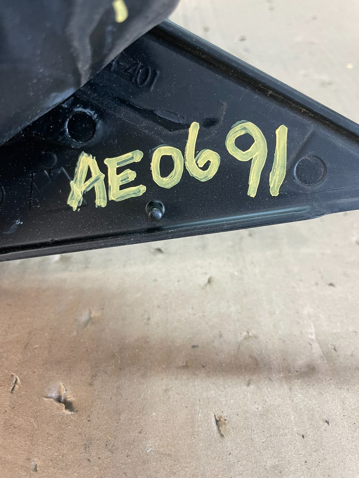 2002 - 2005 BMW 7 745i Series Left Driver LH Side View Door Mirror AE0691 DG9