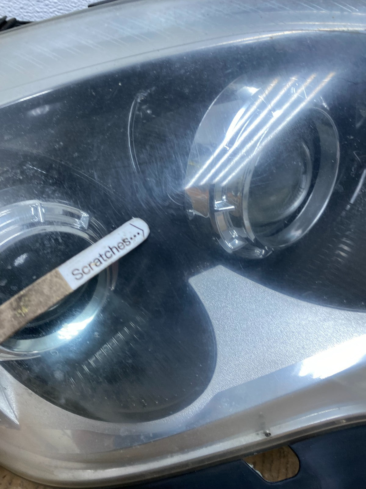 2007-2012 Gmc Acadia Halogen Headlight Right Passenger Side AE1377 DW3