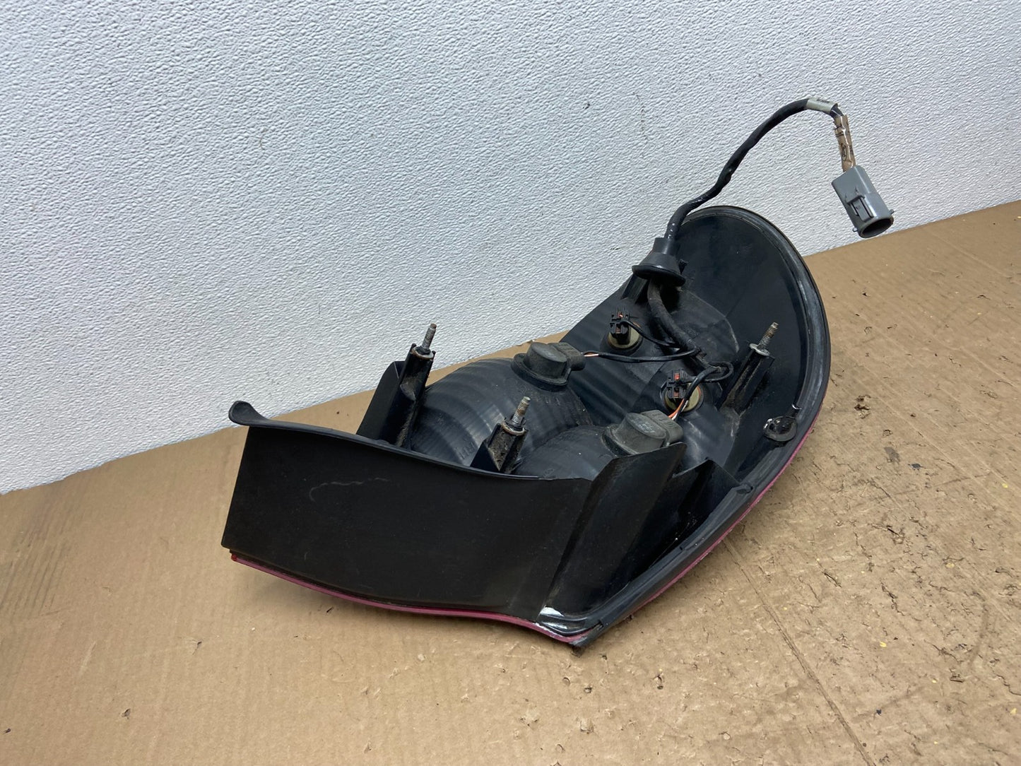 1998 - 2002 Lincoln Continental Right Passenger Rh Side Tail Light Oem AB9901 DW5
