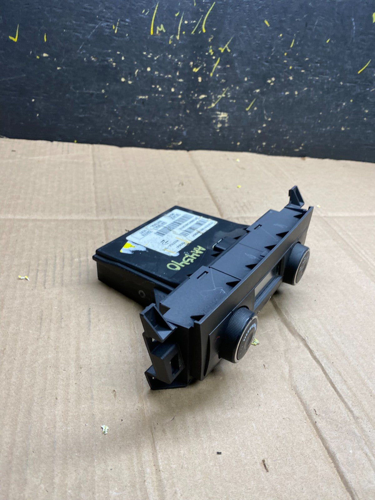 2006 to 2011 Cadillac DTS AC Heater Climate Control Panel AA4540 DG1