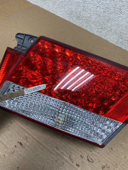2006 2007 2008 2009 Hyundai Azera Right Passenger Inner Tail Light Oem R0517 DW3