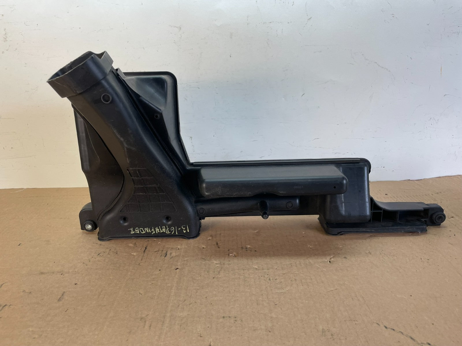 2013 to 2016 Nissan Pathfinder Upper Air Intake Duct AG7618 DG4