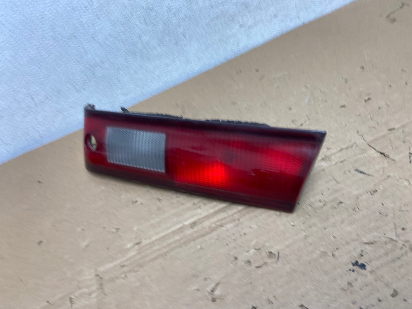 1997 1998 1999 Toyota Camry Tail Light Inner Right Passenger AD4083 LK1